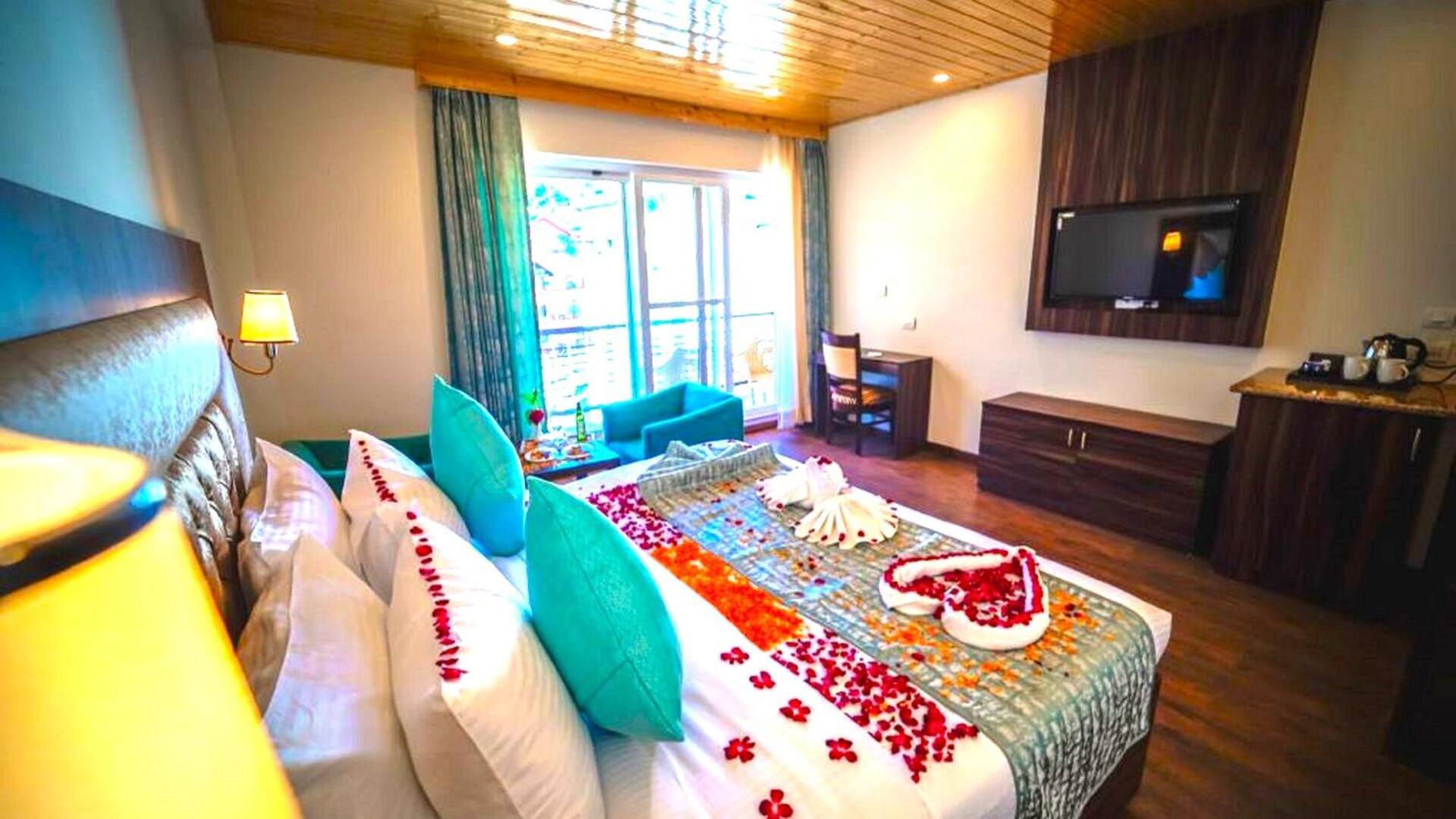 Отель Simsa Heights Manali Экстерьер фото